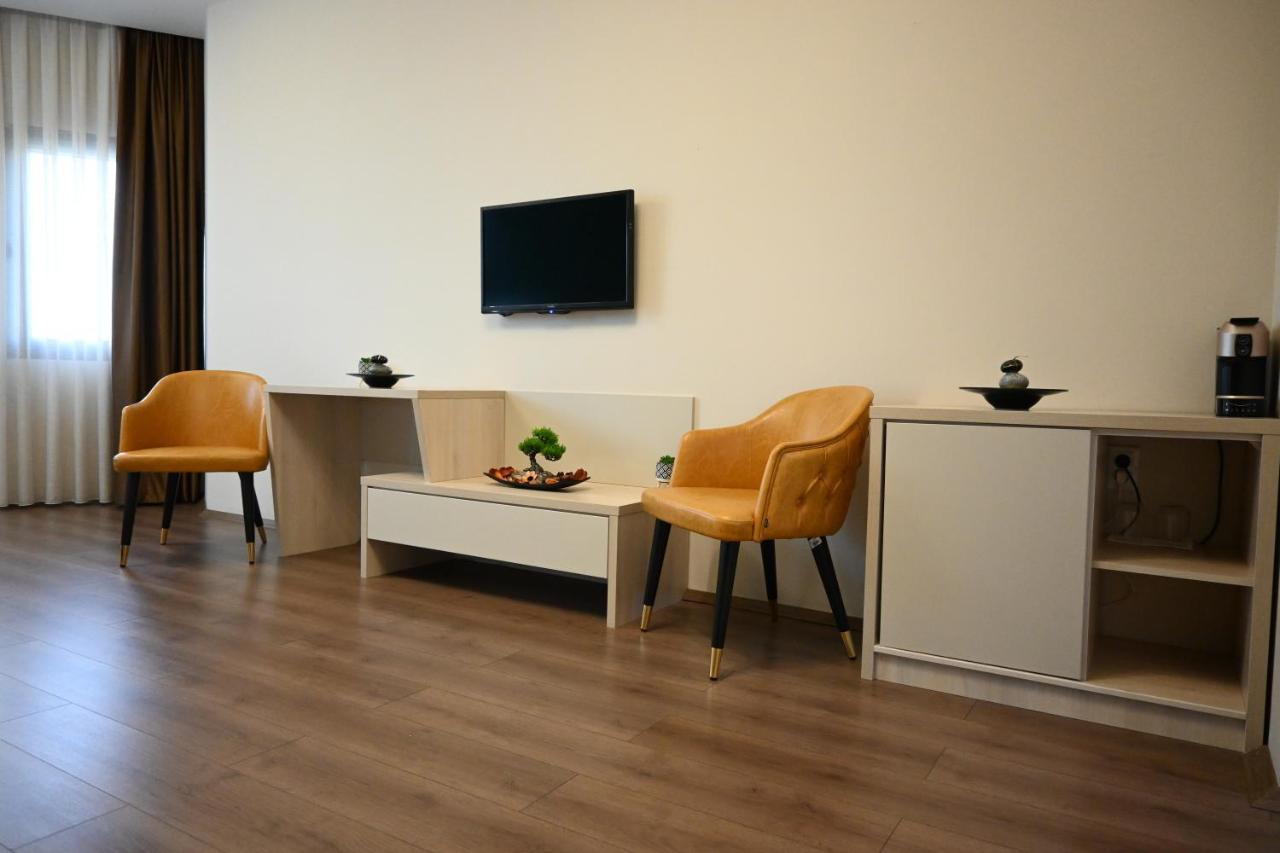 Gold Felicia Hotel Bitola Eksteriør billede